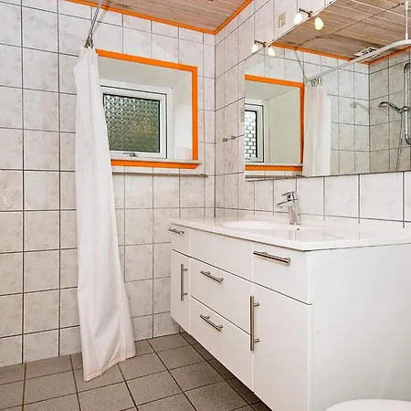12 Person In Holiday home Bredebro